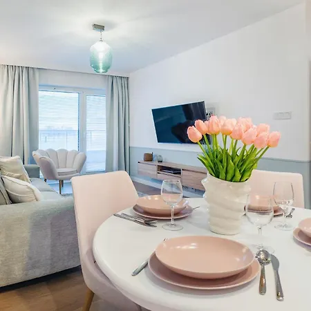 아파트 Tukan- Polanki Aqua - 코워브제크