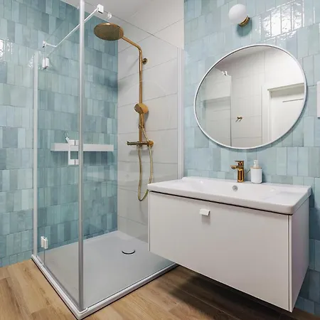 Daire Tukan- Polanki Aqua -